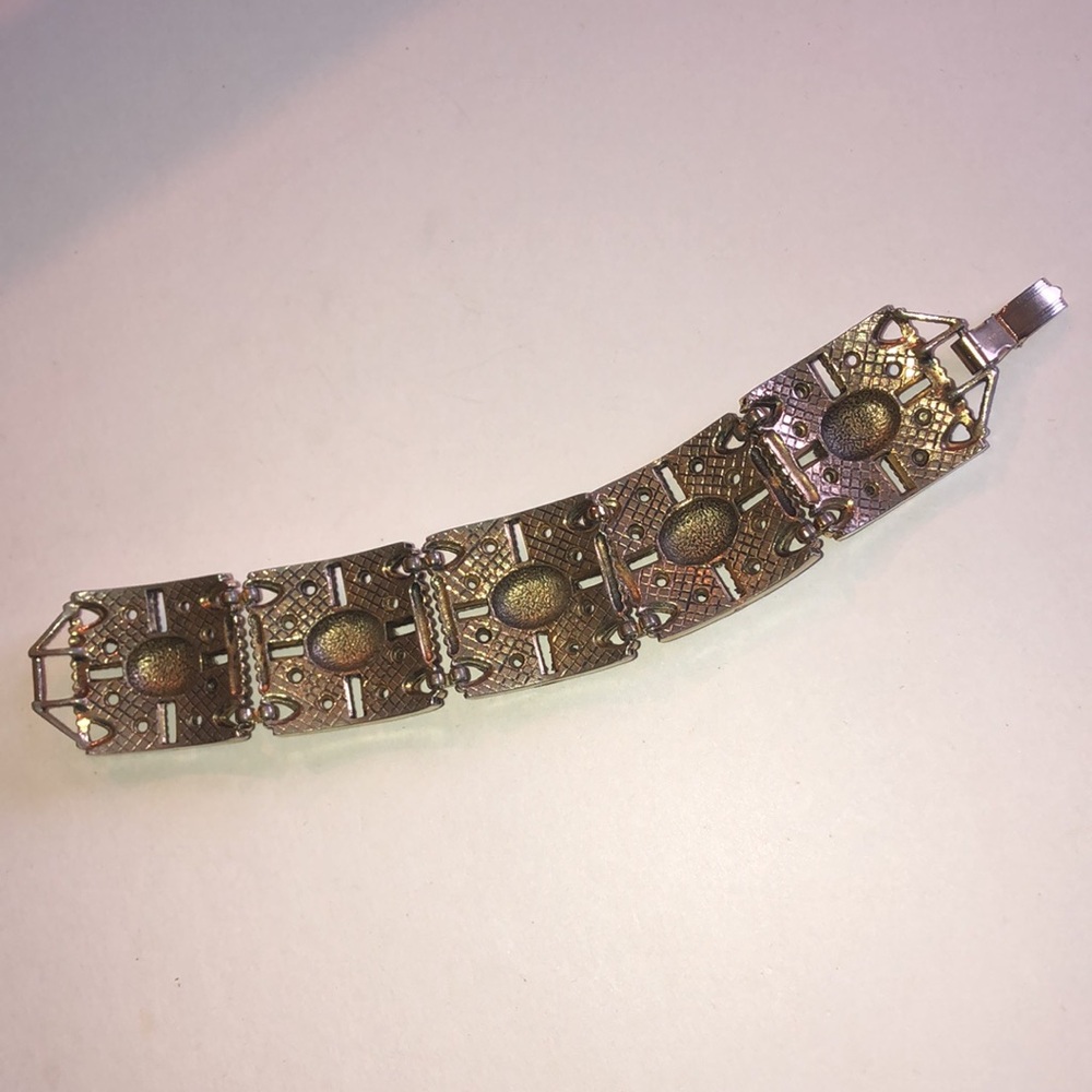 Sarah Coventry Vintage Ornate Link Bracelet with Colored Cabochons - Picture 7 of 8